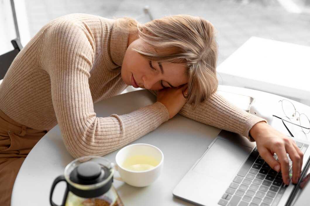 Синдром хронической усталости: признаки, диагностика, лечение
